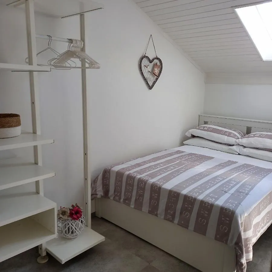 Apartmani Cvelic 말린스카 3*,