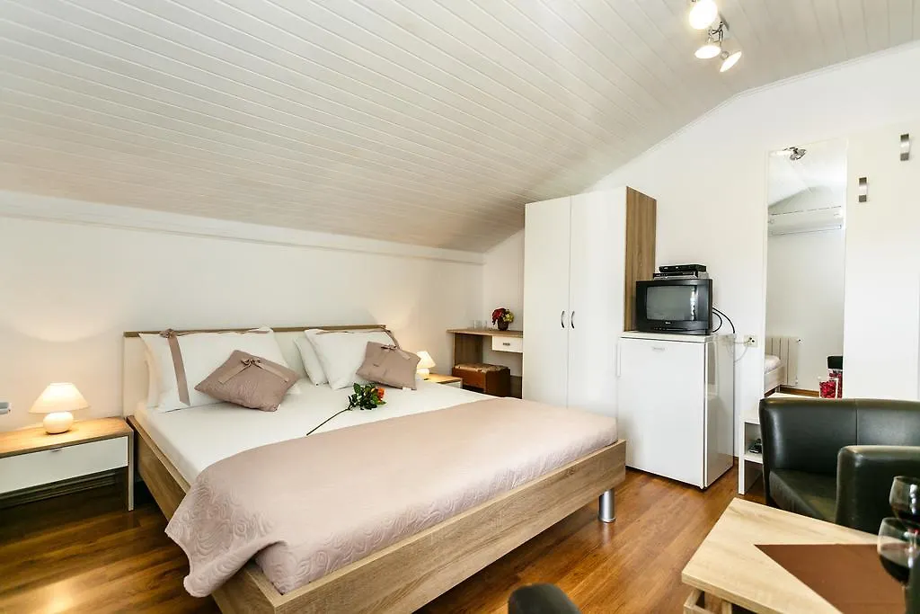 게스트하우스 Apartmani Cvelic 말린스카
