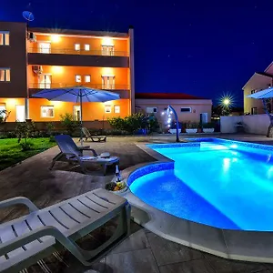 hotellátogatás